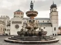 Fontana del Nettuno e Duomo di Trento, un'ottima introduzione per cosa vedere a Trento in un giorno.