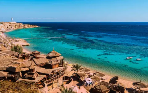 Villaggi in paglia e mare cristallino: ecco cosa vedere a Sharm El Sheikh per una vacanza da sogno.